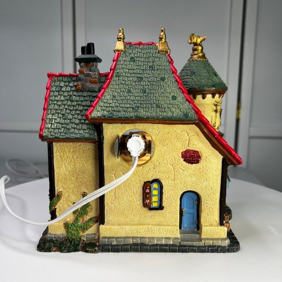 Lemax Puppet Maker Caddington Village Lighted Christmas Building 2005 (Damaged) - Picture 11 of 16